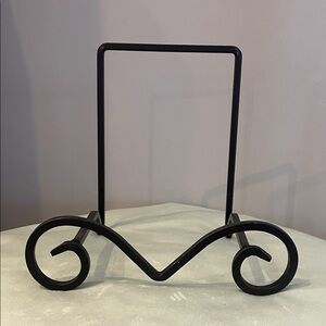 Black Metal Scroll Book Stand -plate holder -display